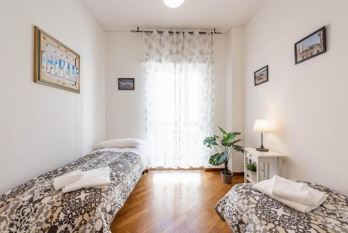 Apartments Black&White - Youtown image 8